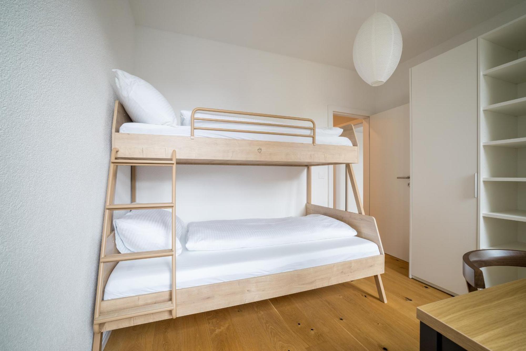 אינטרלאקן Modern City Apartments חדר תמונה
